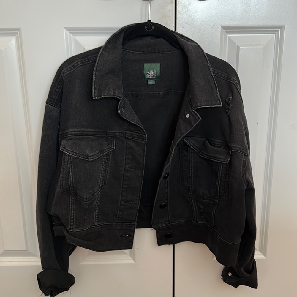 Black cropped jean jacket